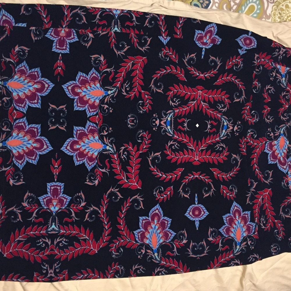 Lularoe Cassie skirt 3x cute pattern